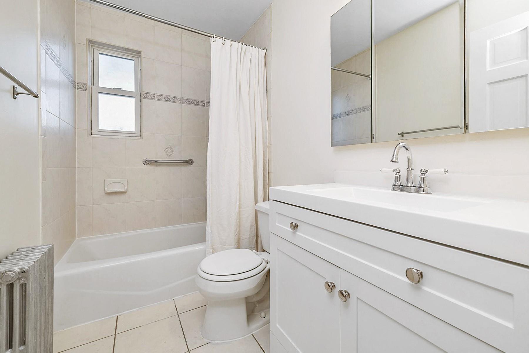 4203 Harriet Road, Bethpage, New York image 25