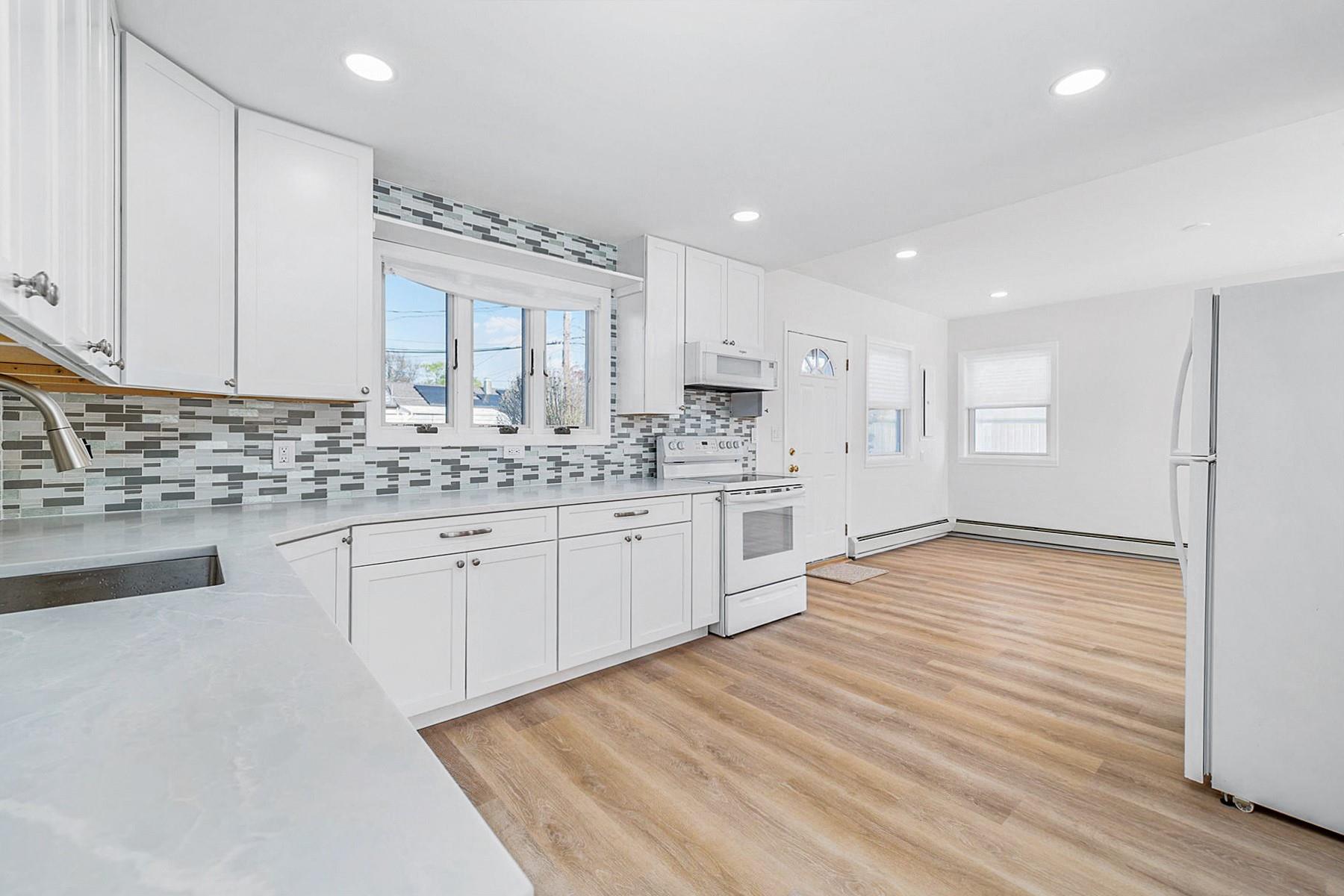 4203 Harriet Road, Bethpage, New York image 21
