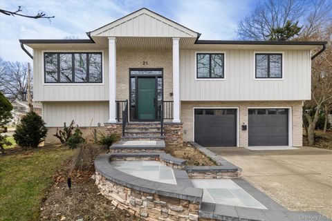 21 Dunhill Road New Hyde Park NY 11040