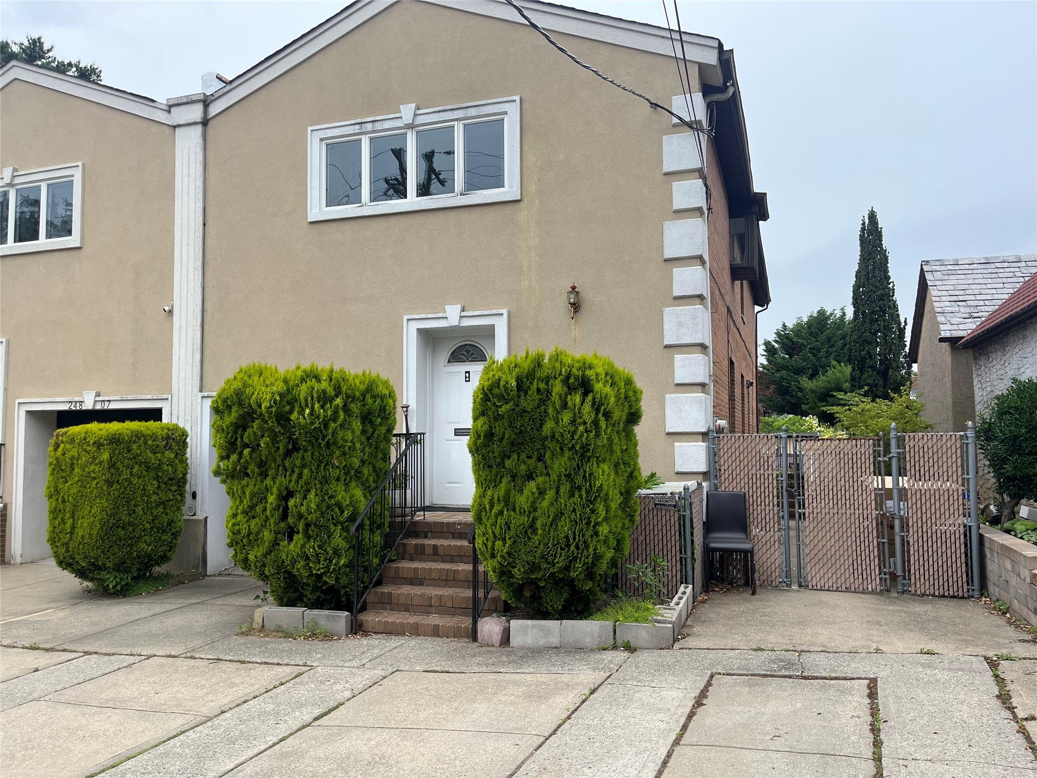 41 Avenue, Little Neck, Queens, NY - 5 Bedrooms  
4 Bathrooms - 