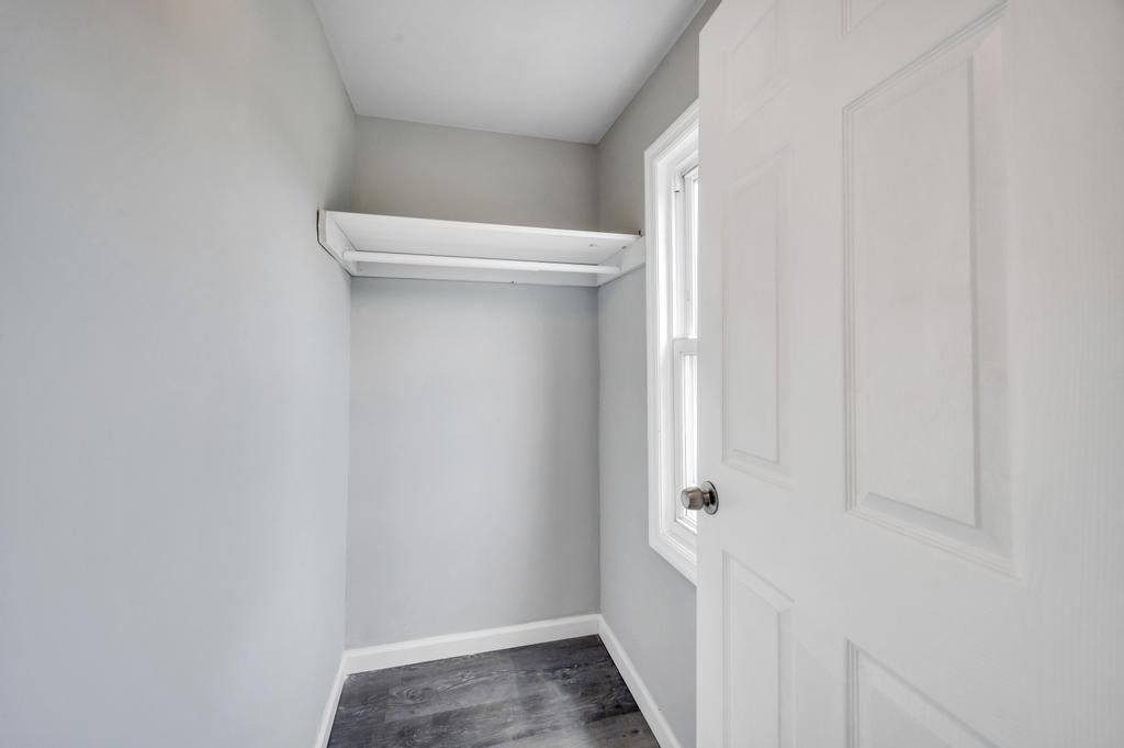 45 Jefferson Avenue, Lynbrook, New York image 24