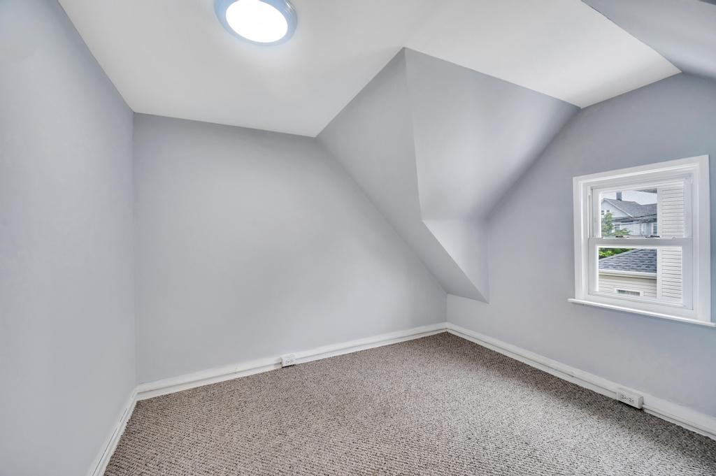 45 Jefferson Avenue, Lynbrook, New York image 19
