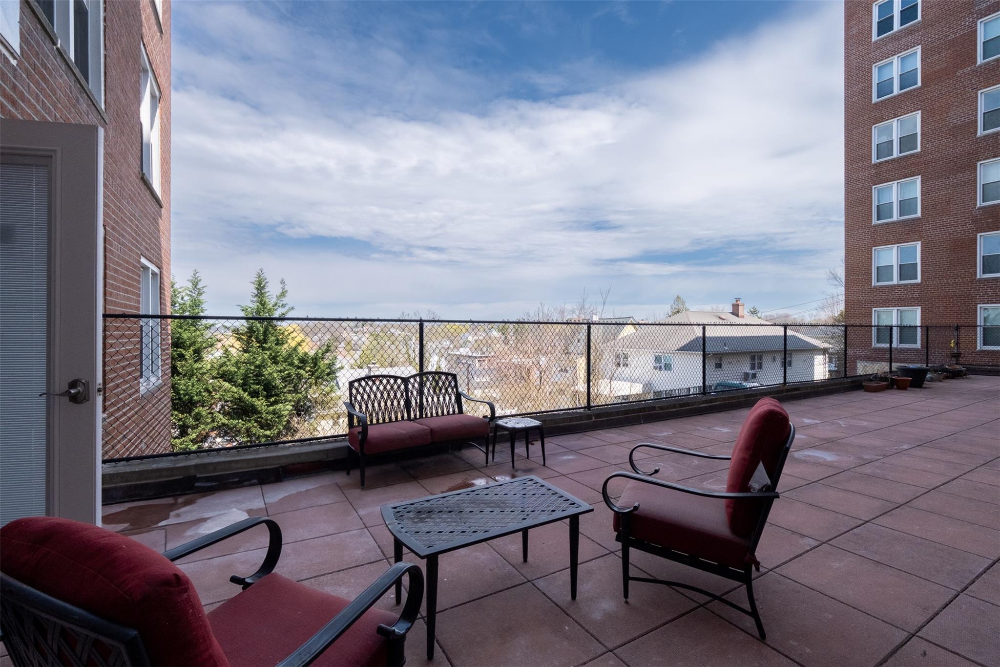 14 Westview Avenue #210, Tuckahoe, New York image 4