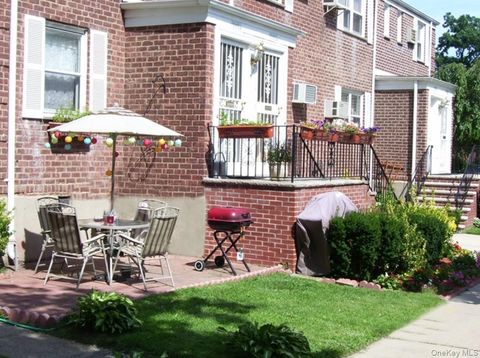 73-27 263 Street GV87 Glen Oaks NY 11004