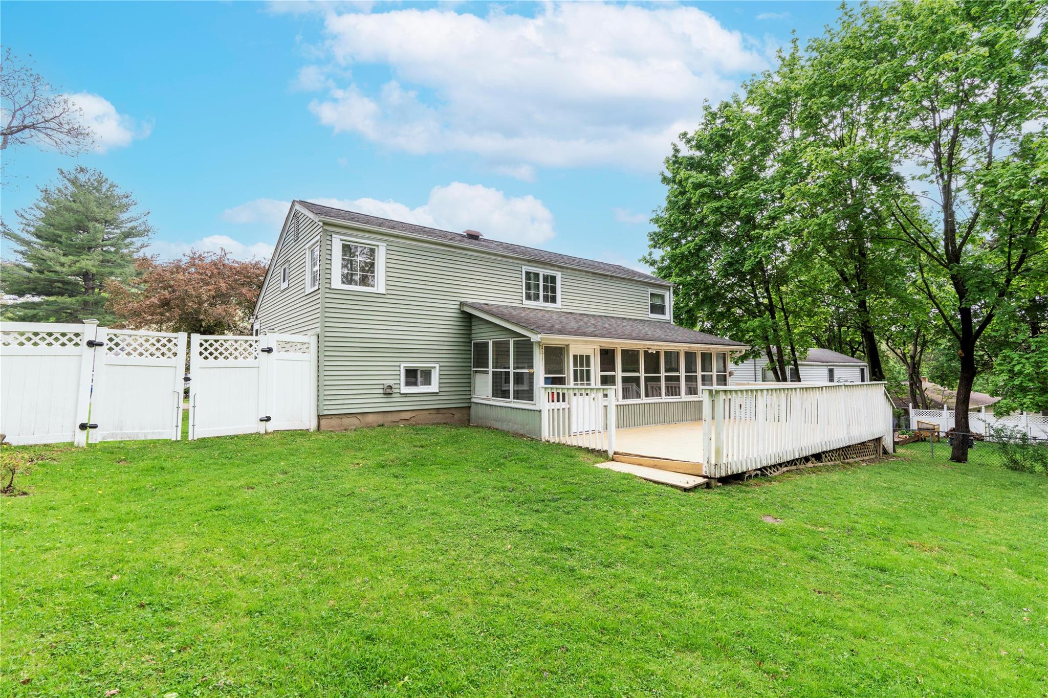 8 Neversink Drive, Newburgh, New York image 9