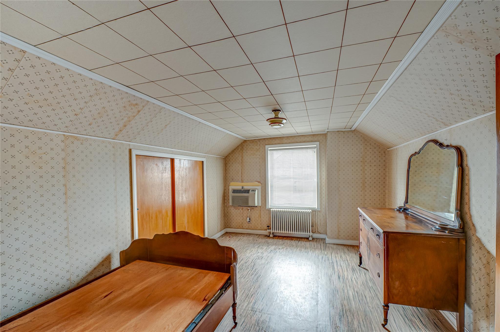 154 Randolph Avenue, Franklin Square, New York image 11