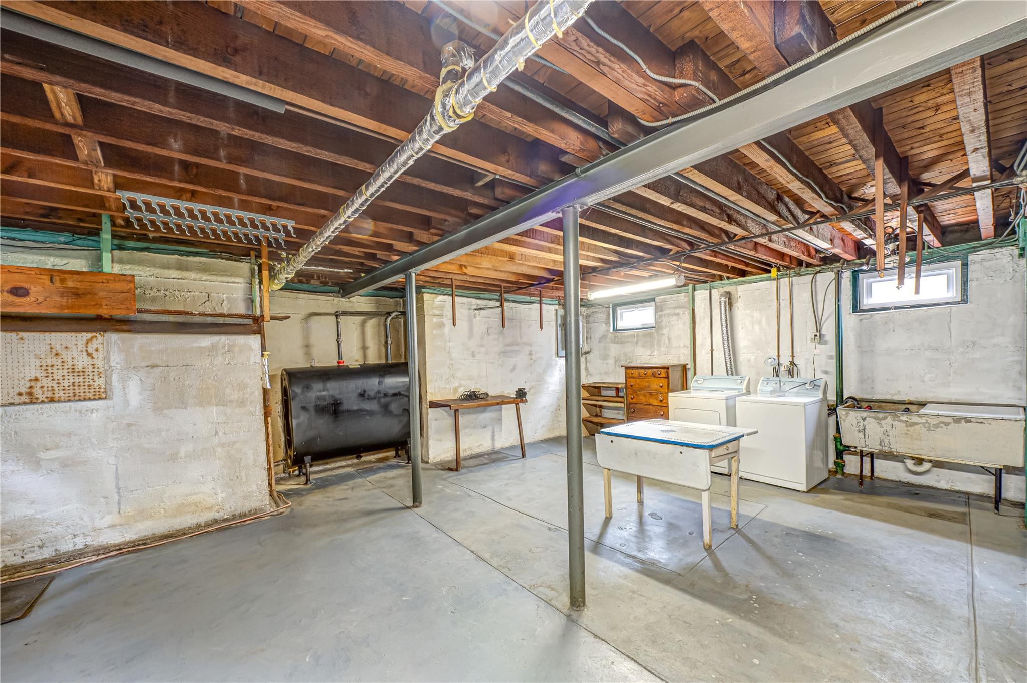 154 Randolph Avenue, Franklin Square, New York image 13