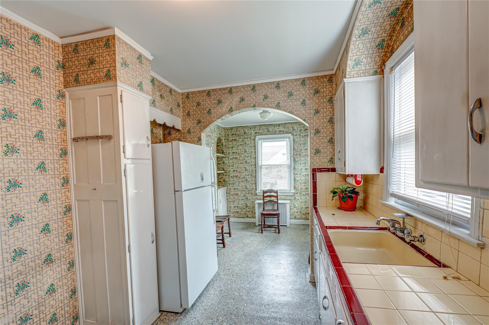 154 Randolph Avenue, Franklin Square, New York image 8