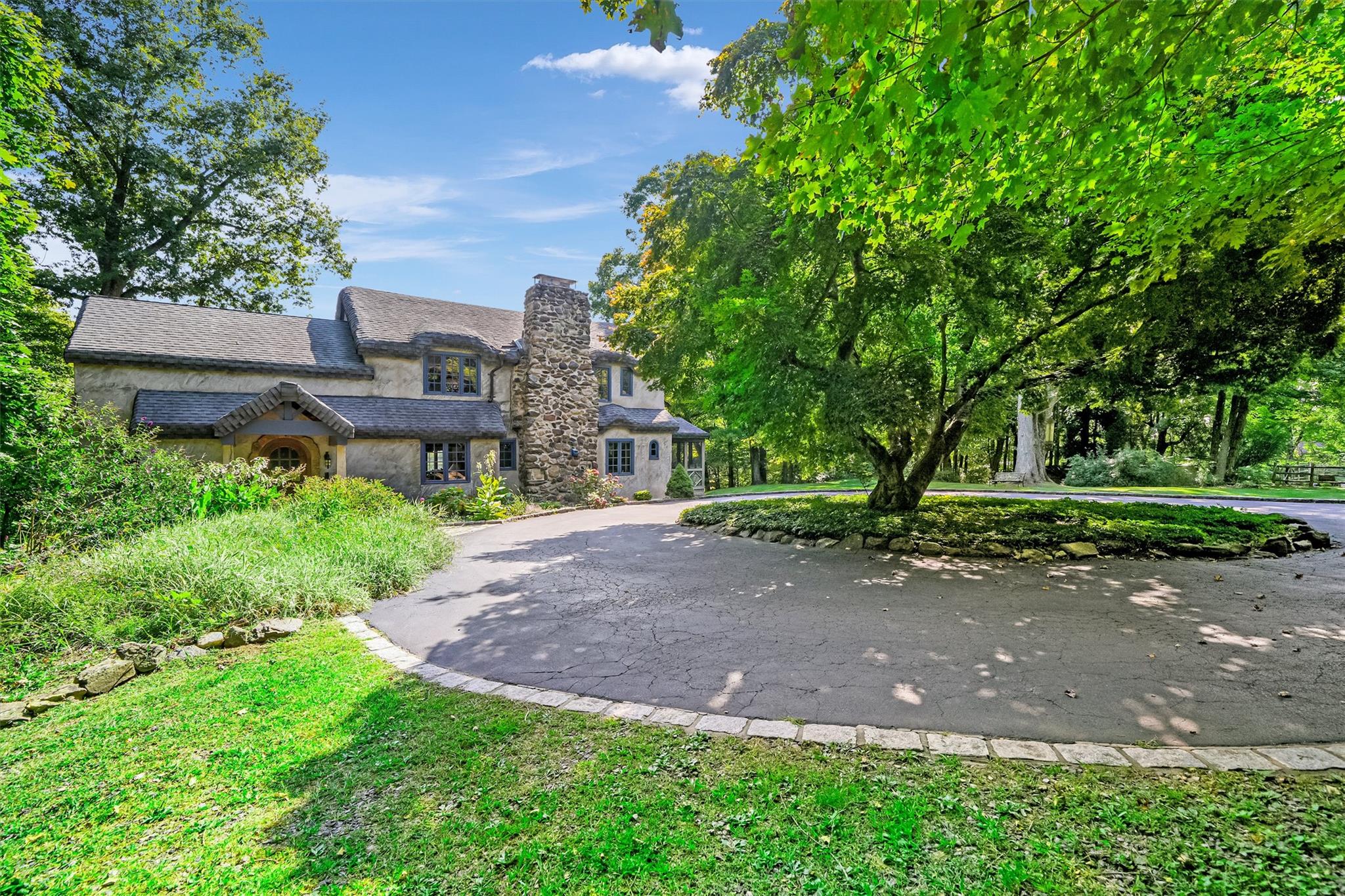 5 Shingle House Road, Millwood, New York image 2