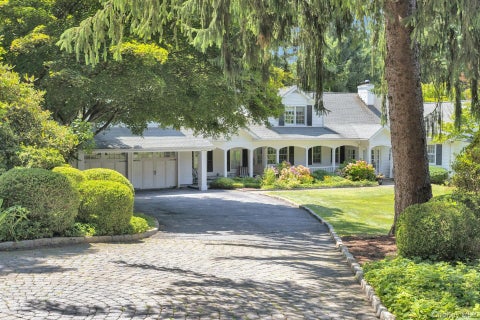 Homes For Sale - 13 Sniffen Road<br/> Westchester County, Armonk, NY 10504