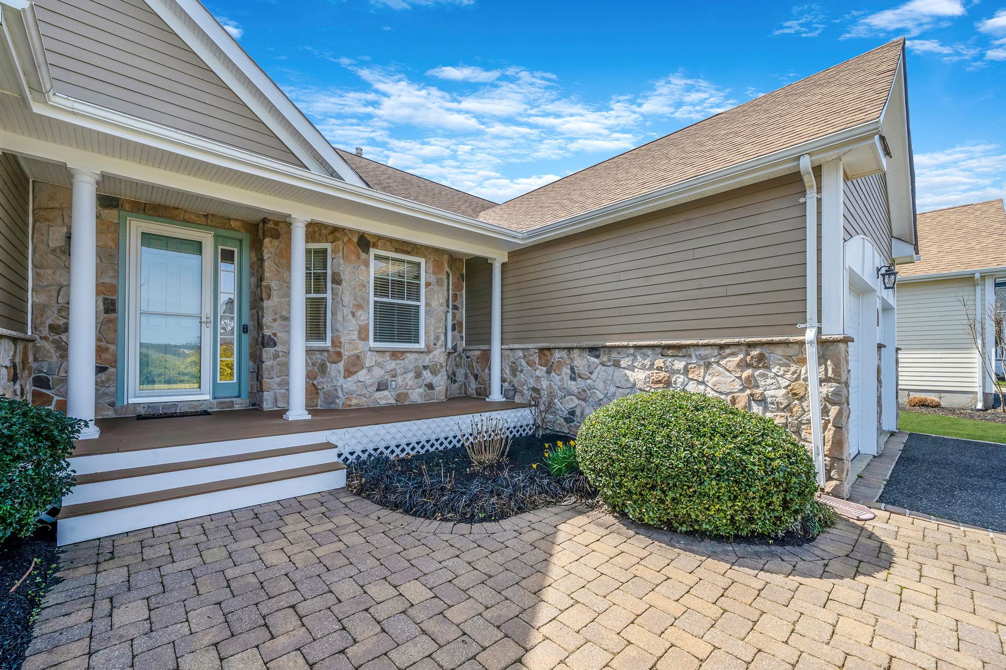 55 Tyler Drive, Riverhead, New York image 2