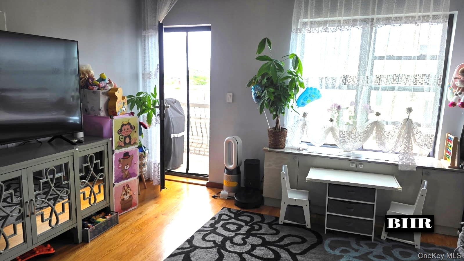 134 W End Avenue 4A