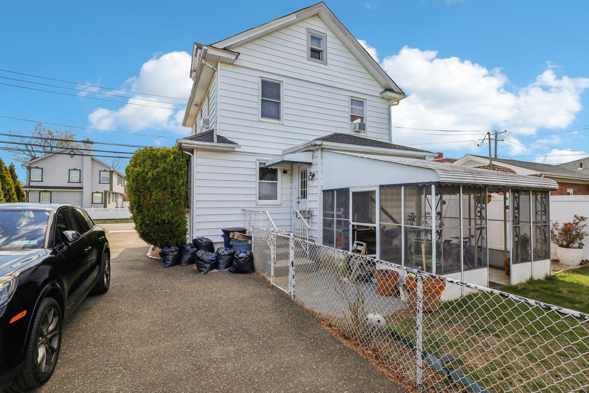 30 Central Avenue, New Hyde Park, New York image 32