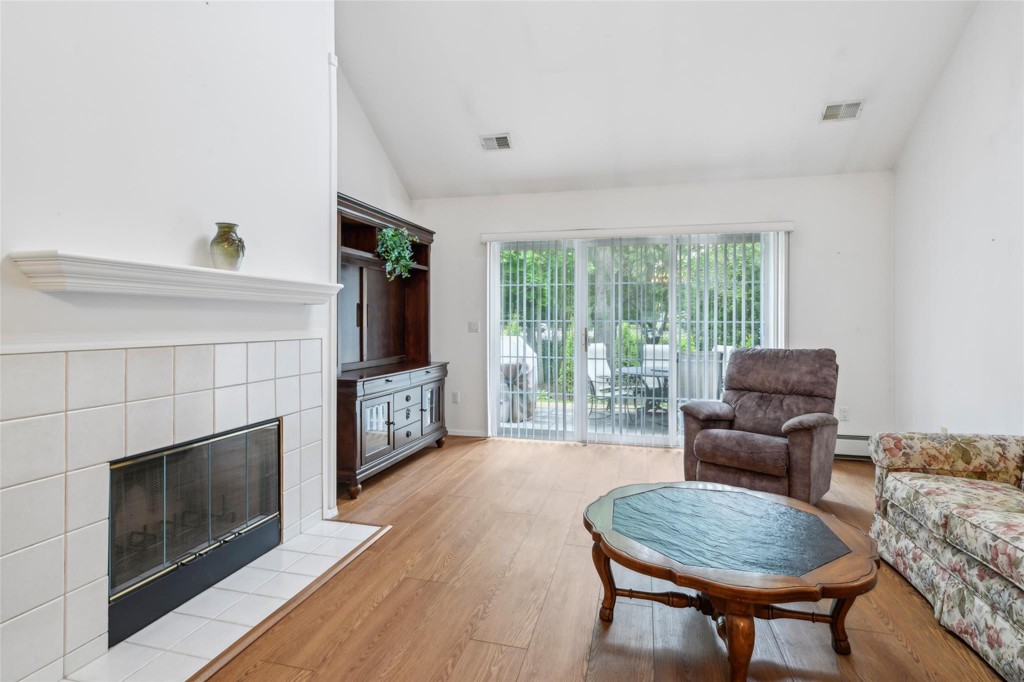 30 Joyces Way, Bay Shore, New York image 6