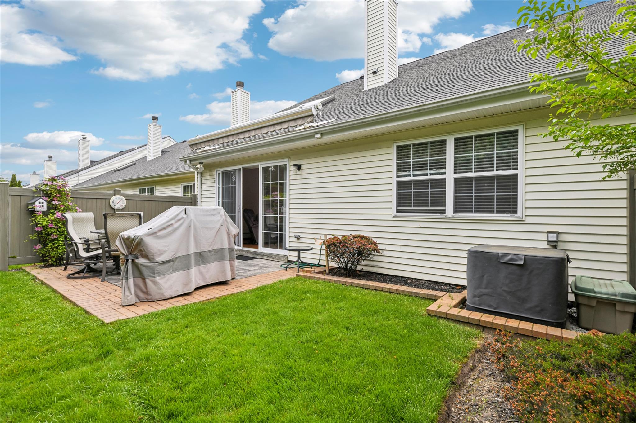 30 Joyces Way, Bay Shore, New York image 23