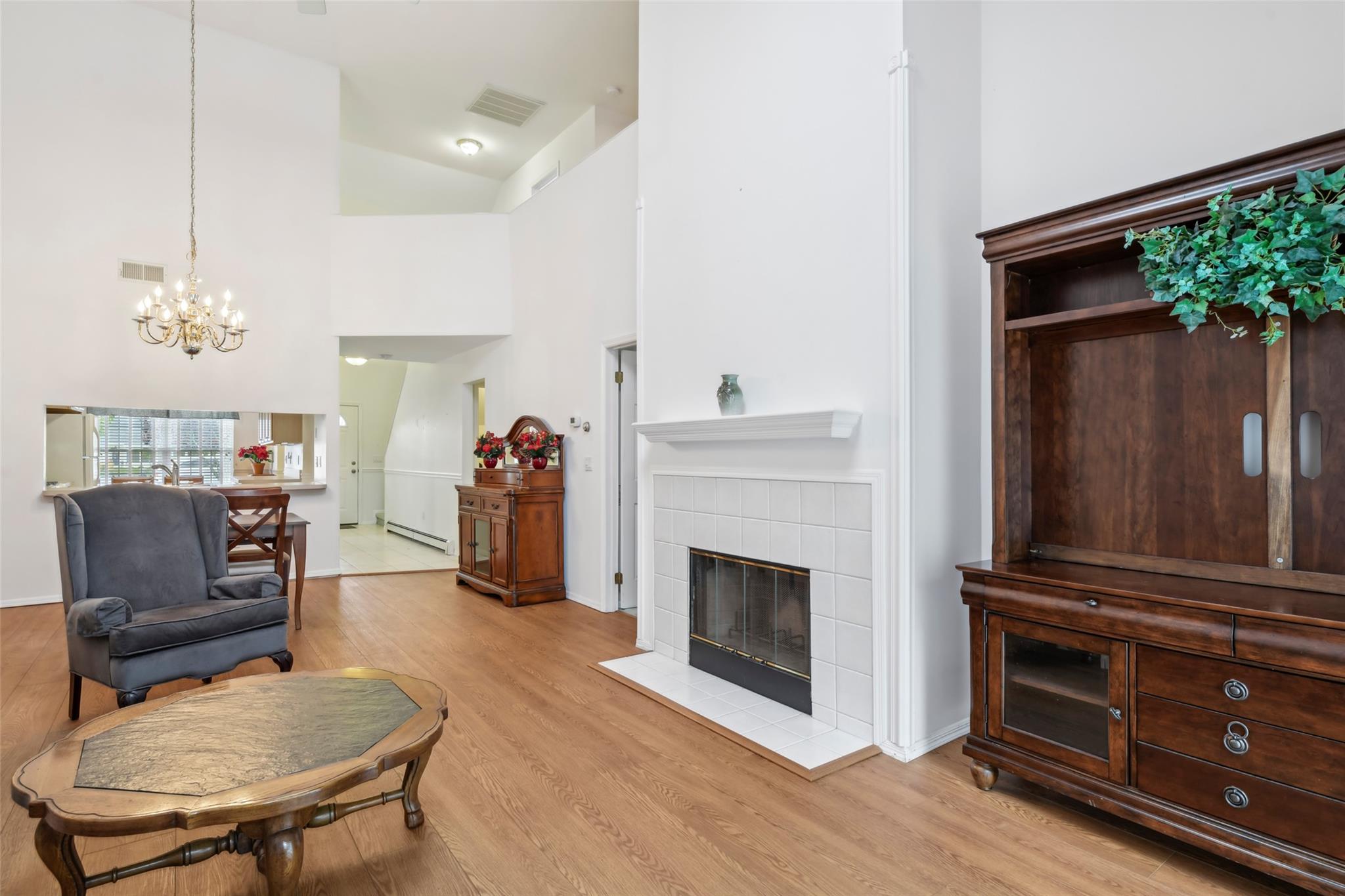 30 Joyces Way, Bay Shore, New York image 5
