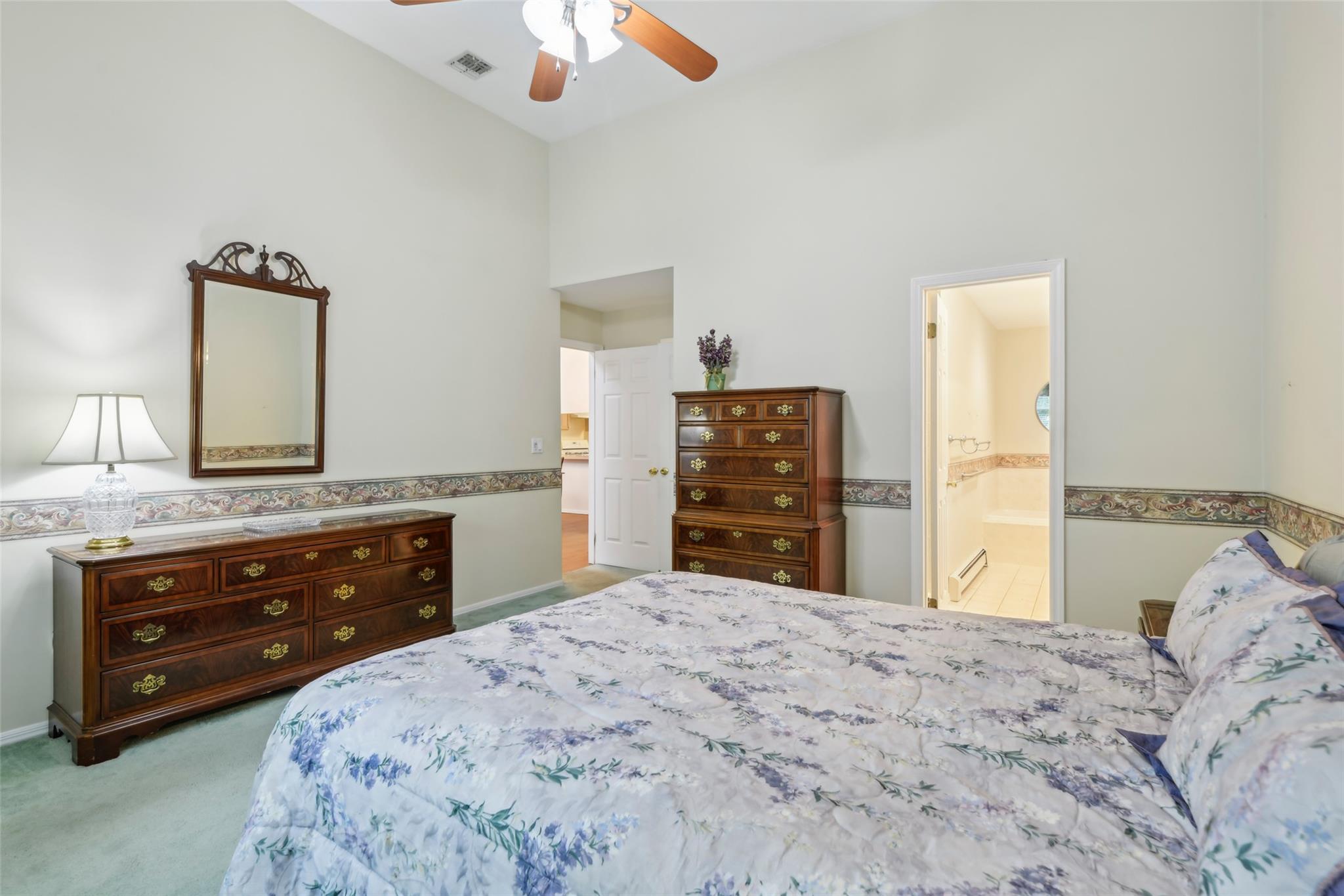 30 Joyces Way, Bay Shore, New York image 13