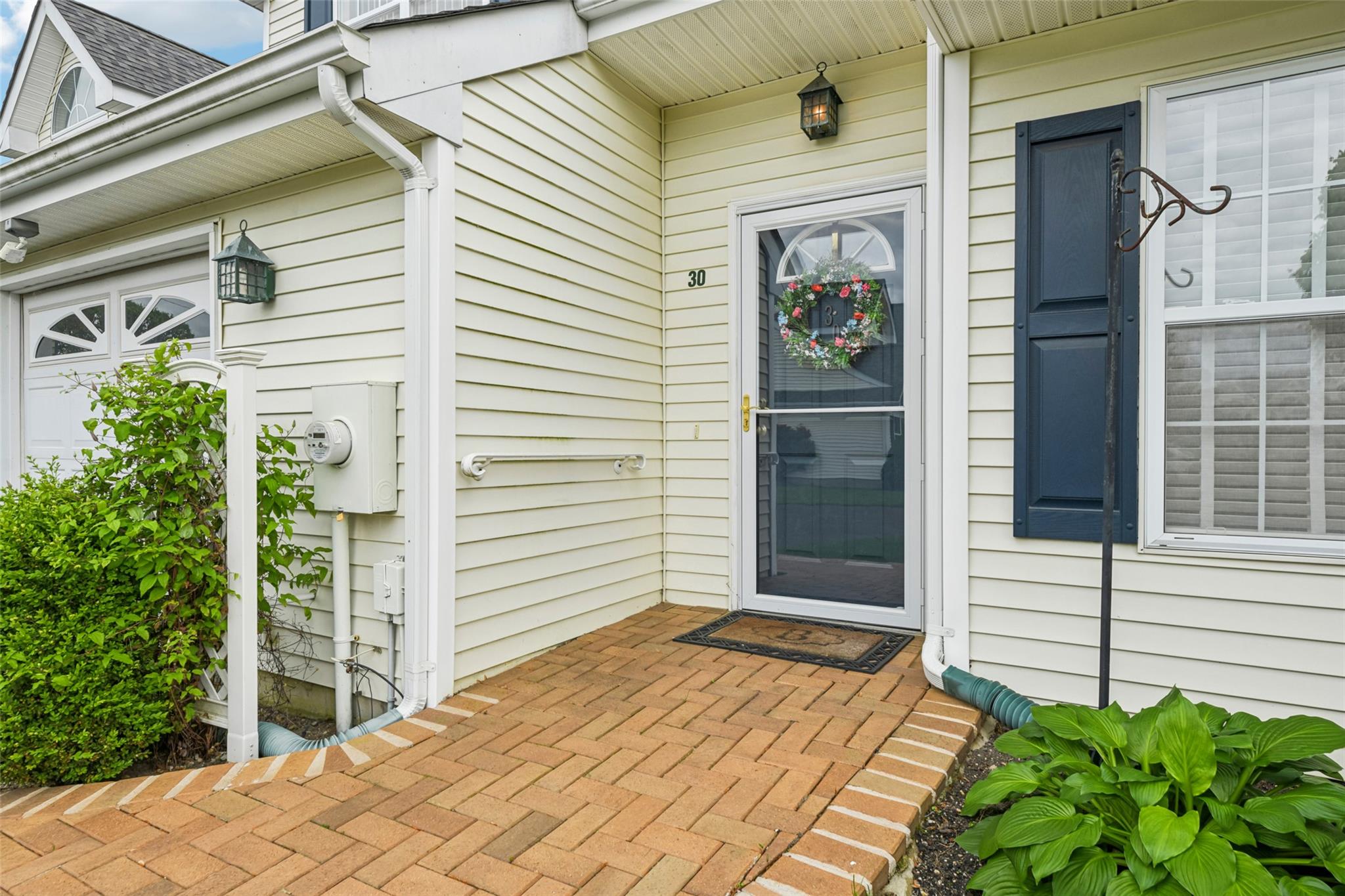 30 Joyces Way, Bay Shore, New York image 3