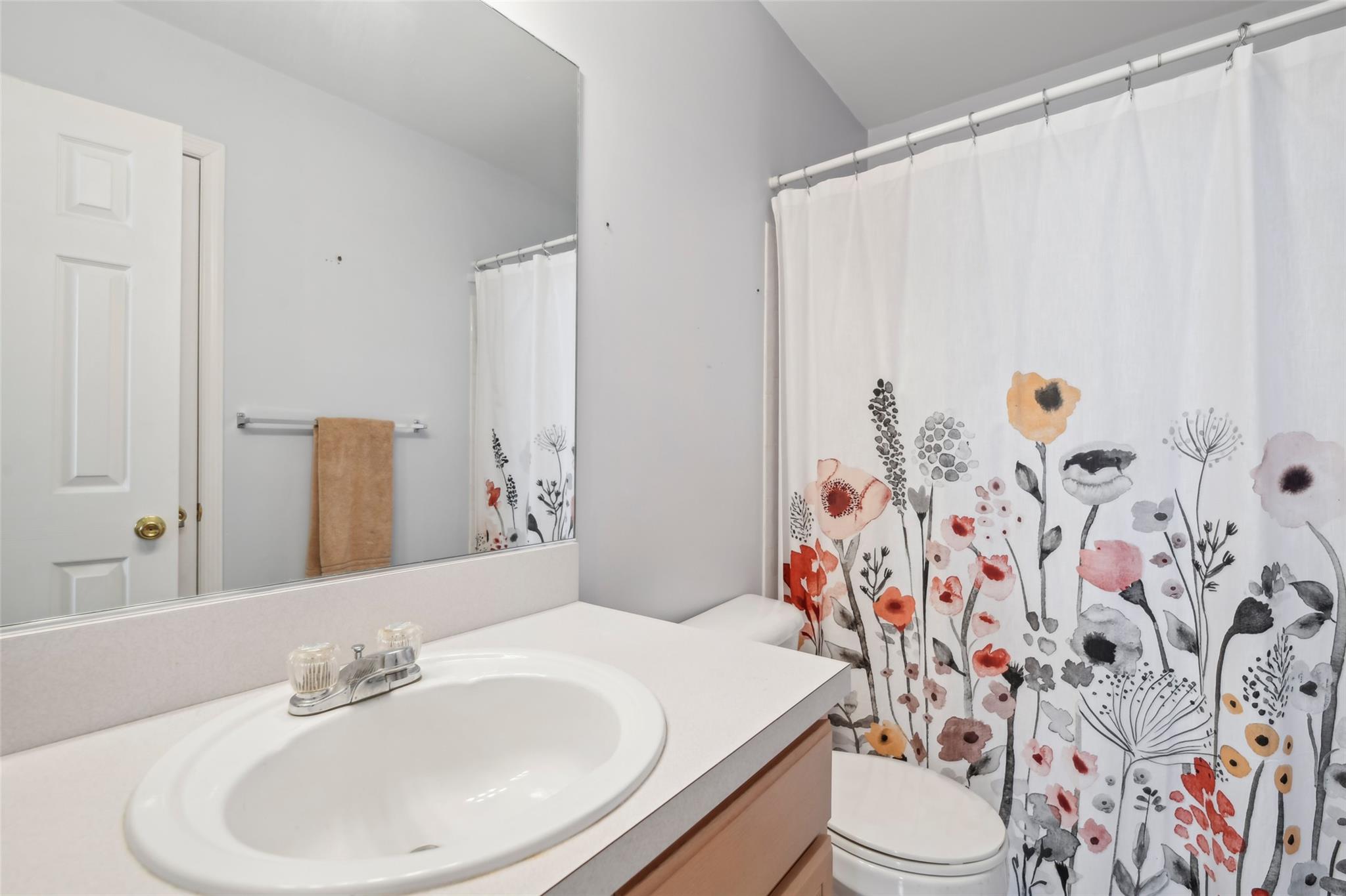 30 Joyces Way, Bay Shore, New York image 20