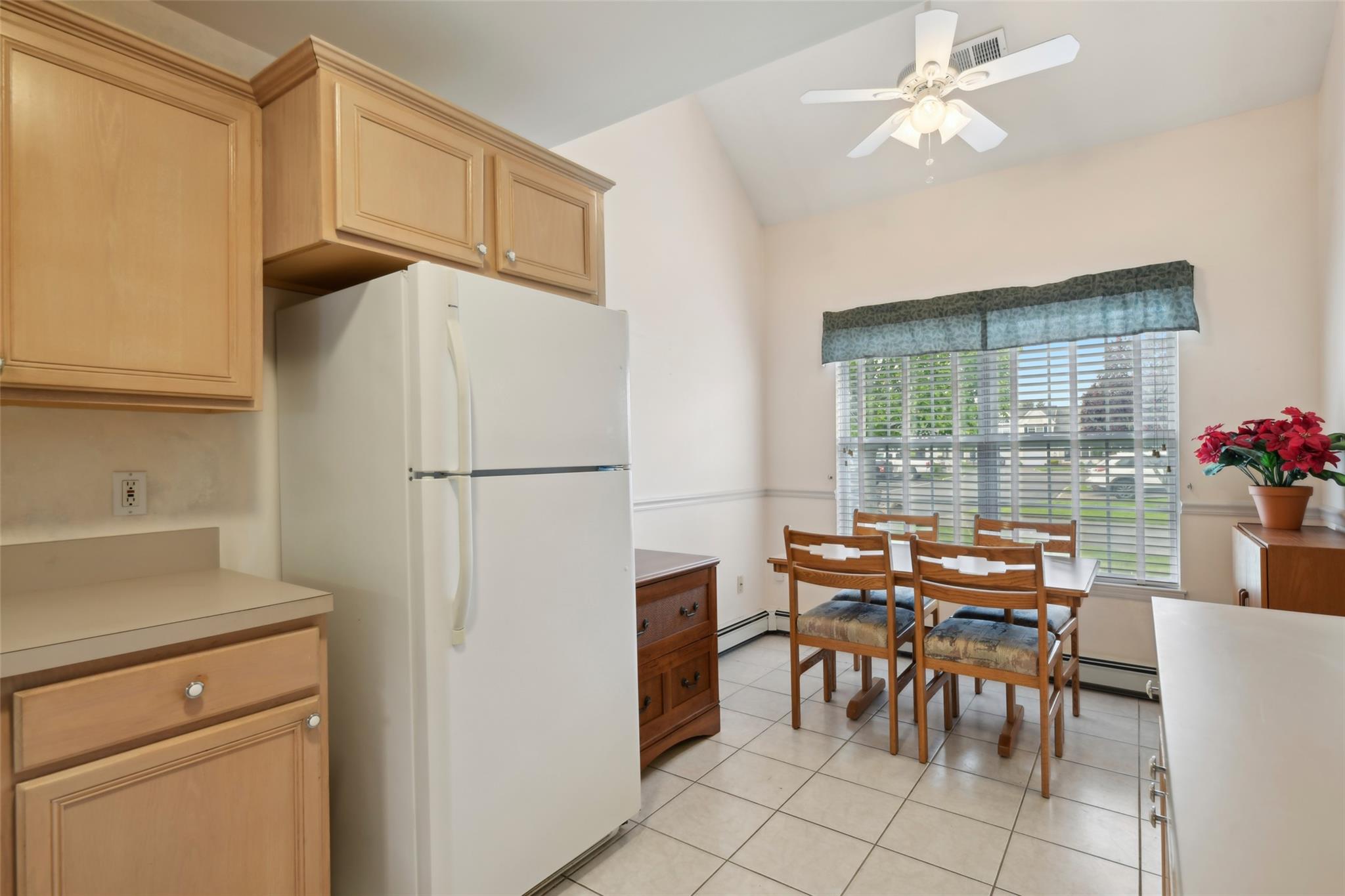 30 Joyces Way, Bay Shore, New York image 9