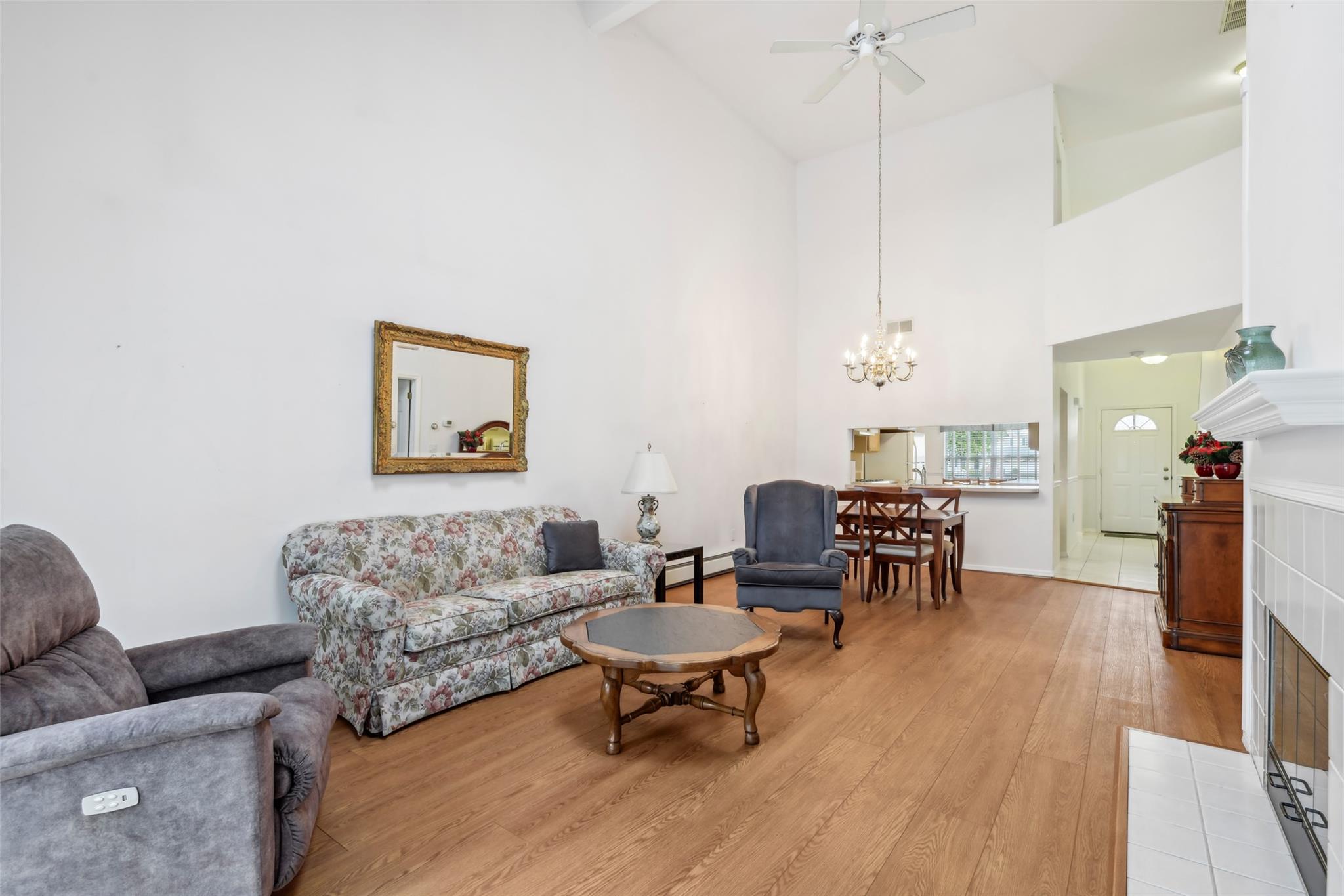 30 Joyces Way, Bay Shore, New York image 4