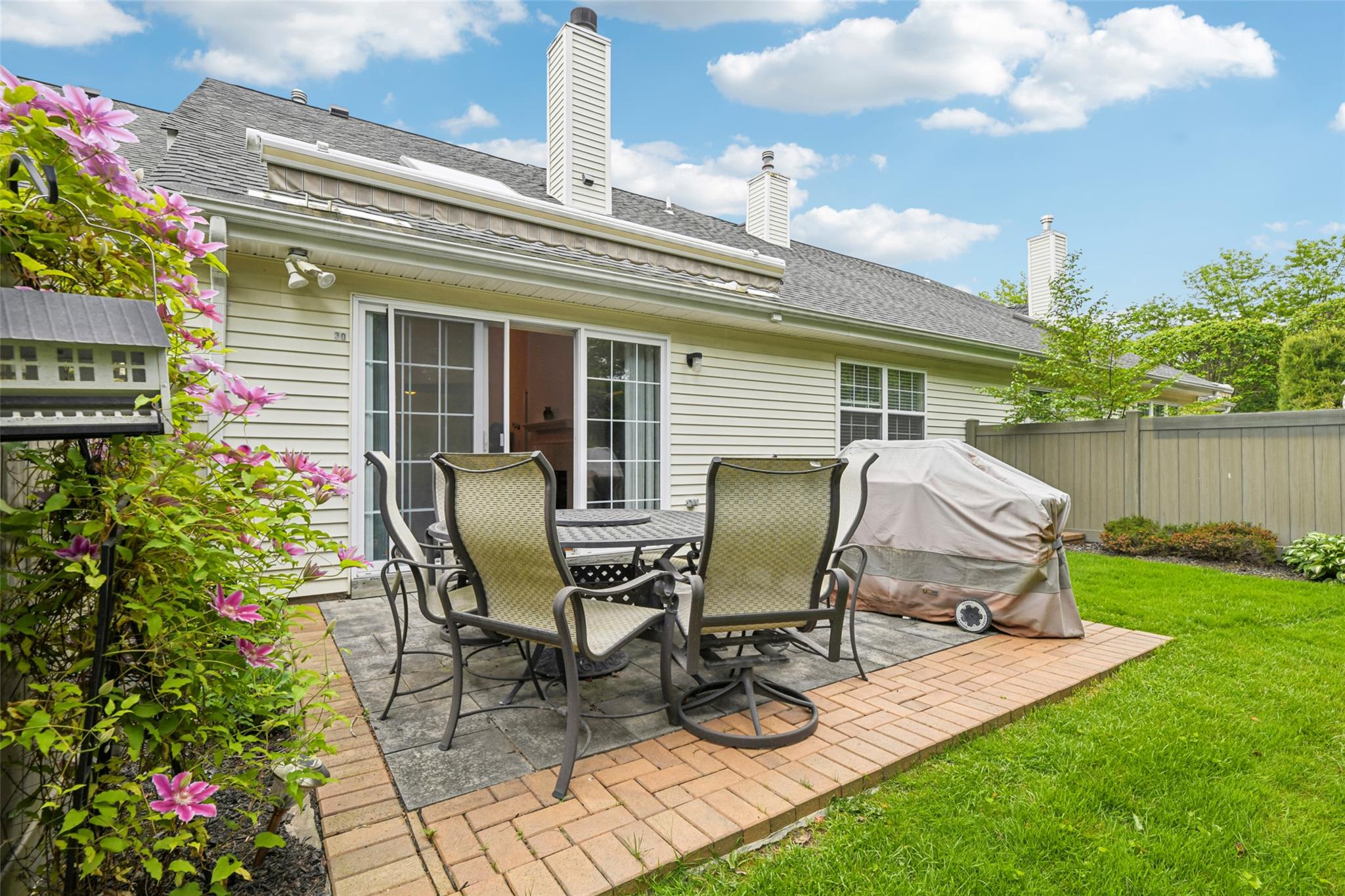 30 Joyces Way, Bay Shore, New York image 22