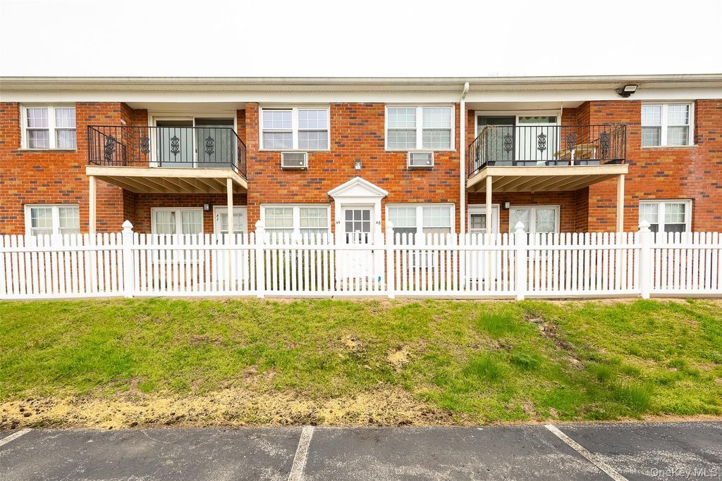 Photo of 6 Colonial Road #44, Beacon, NY 12508 (MLS # 980290)