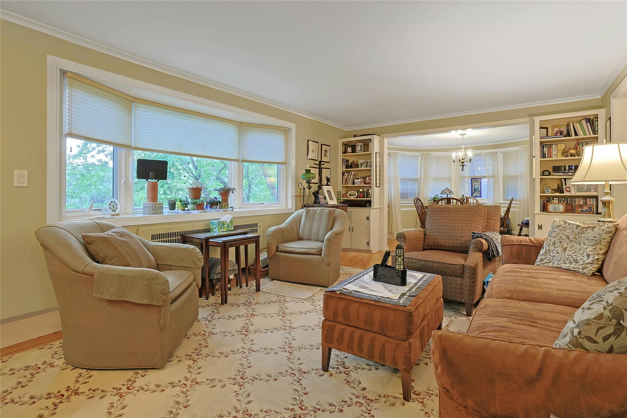 7 Southminster Drive, White Plains, New York image 6