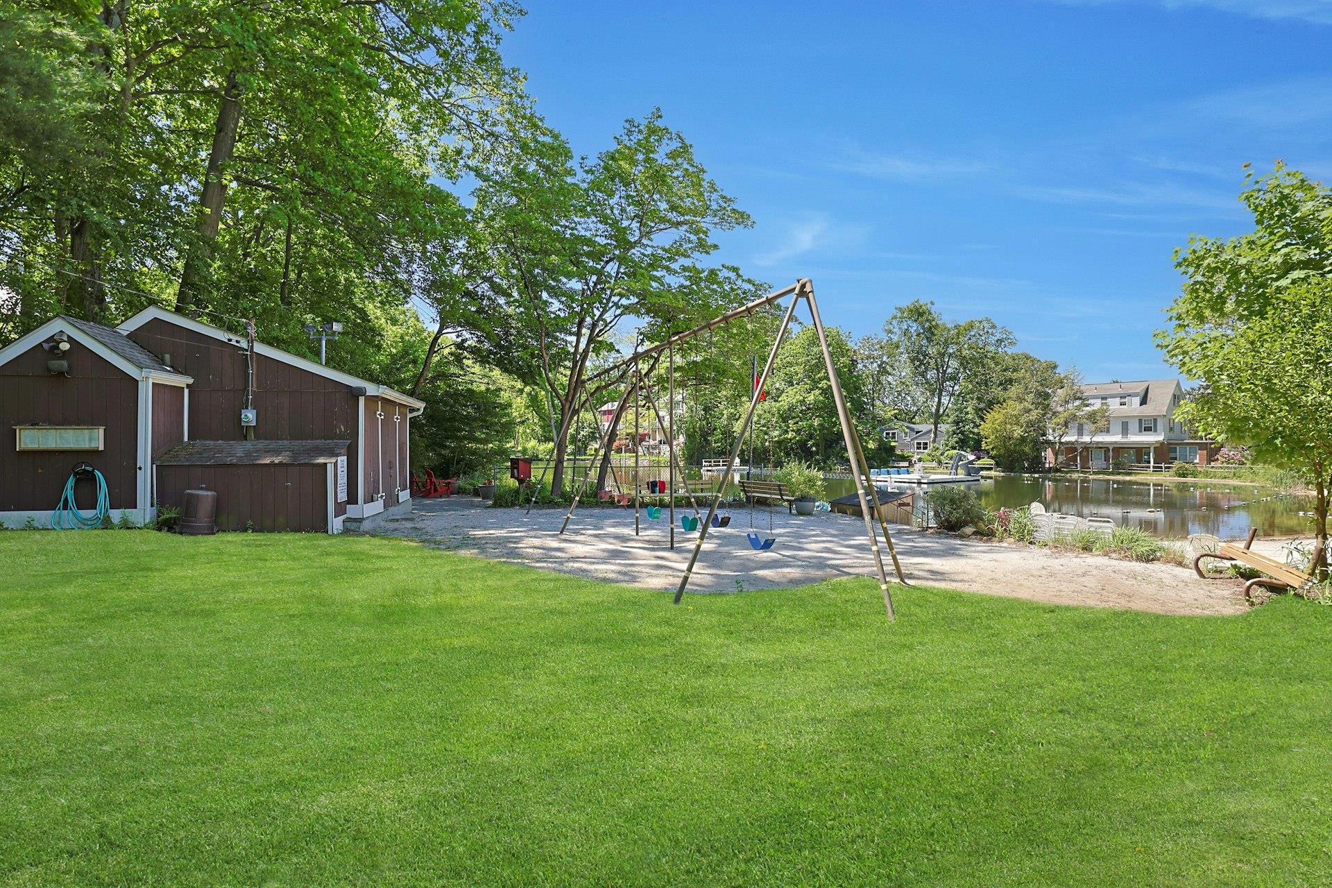 7 Southminster Drive, White Plains, New York image 26