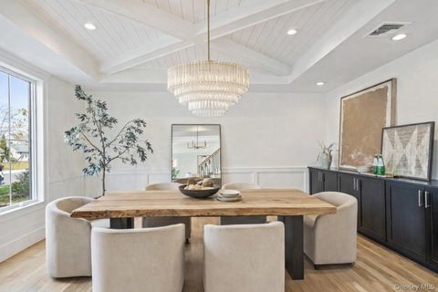 908 Maple Lane East Meadow NY 11554