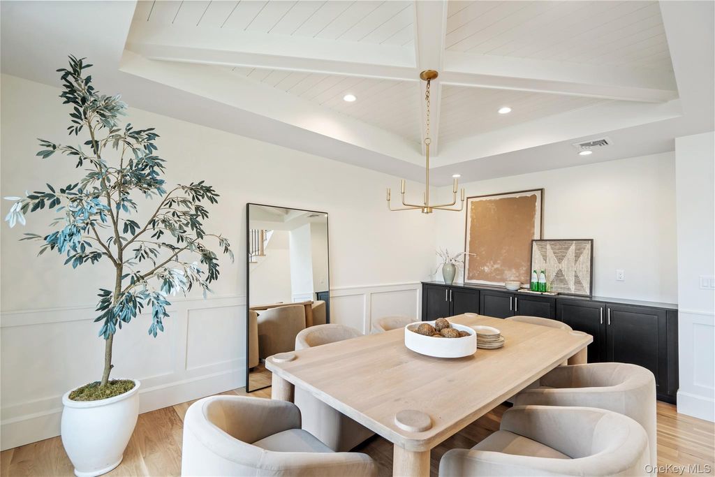 Photo of 908 Maple Lane, East Meadow, NY 11554 (MLS # 919265)