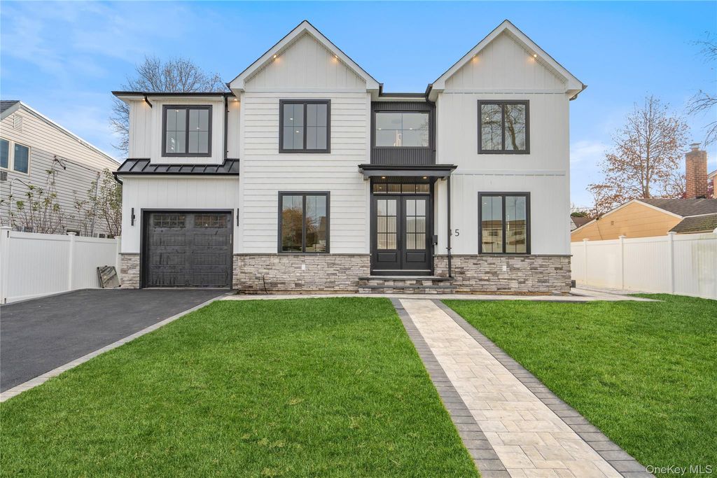 Photo of 908 Maple Lane, East Meadow, NY 11554 (MLS # 919265)