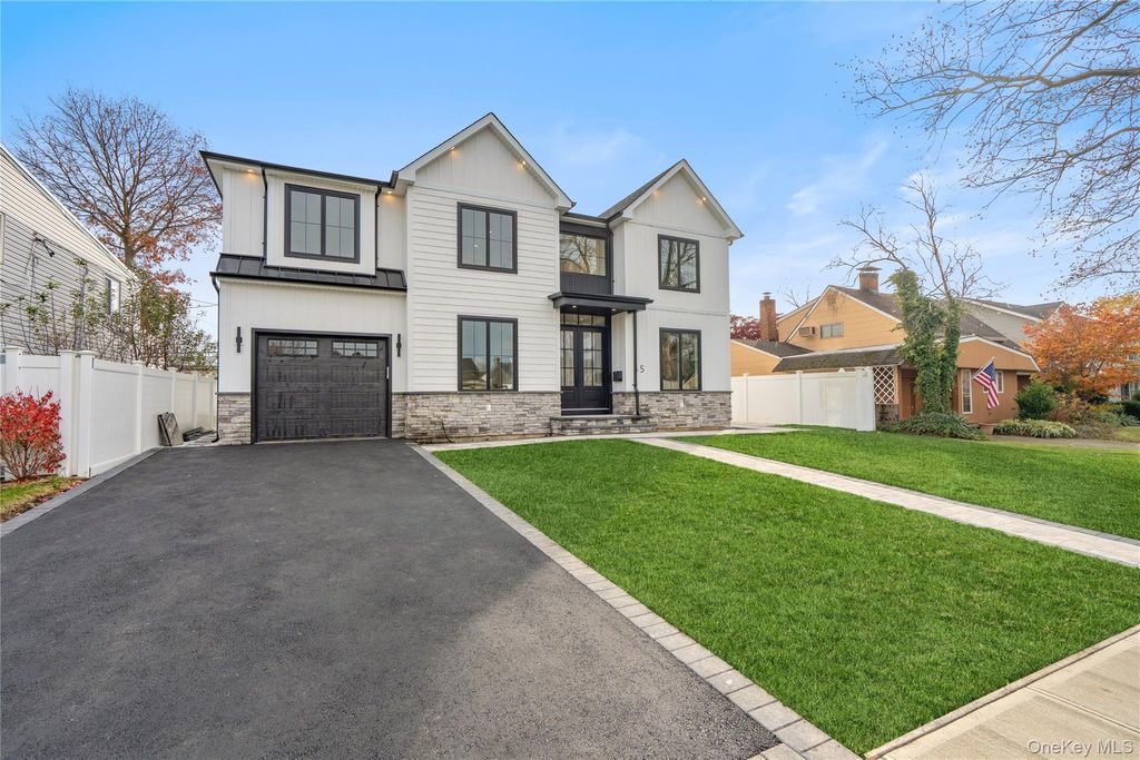 Photo of 908 Maple Lane, East Meadow, NY 11554 (MLS # 919265)