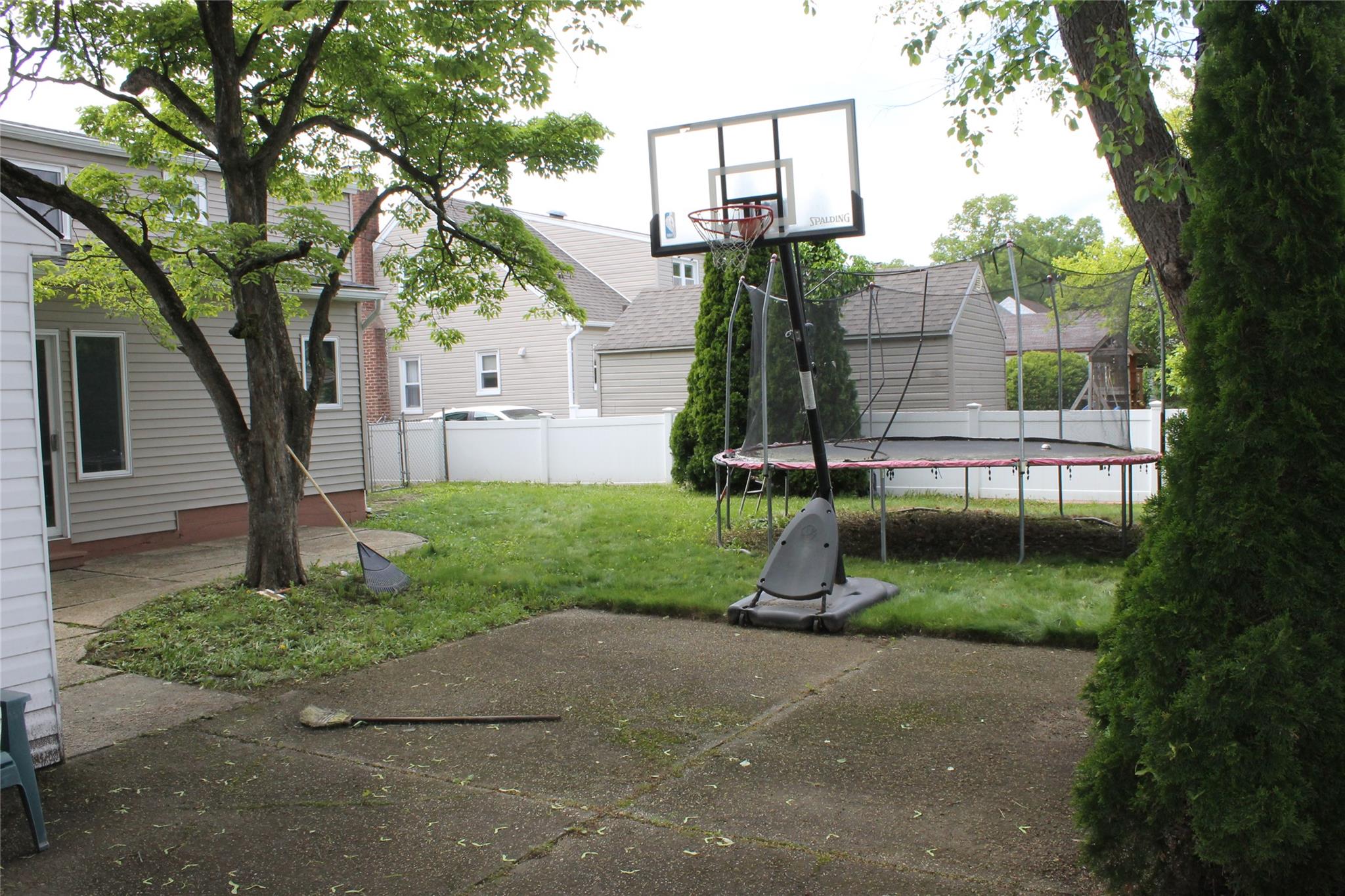1535 Mattison Street, Baldwin, New York image 22