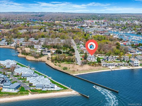 Homes For Sale - 9 Sunset Lane<br/> Patchogue, NY 11772