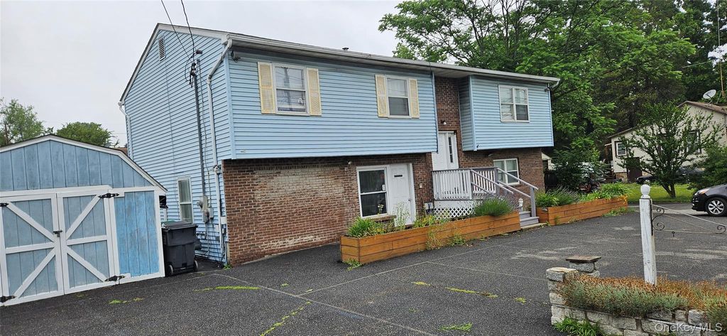 Photo of 935 Homestead Avenue, Maybrook, NY 12543 (MLS # 1017572)