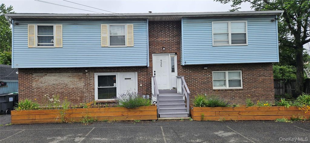 Photo of 935 Homestead Avenue, Maybrook, NY 12543 (MLS # 1017572)