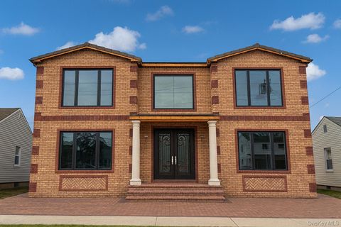 957 Dana Avenue Valley Stream NY 11580