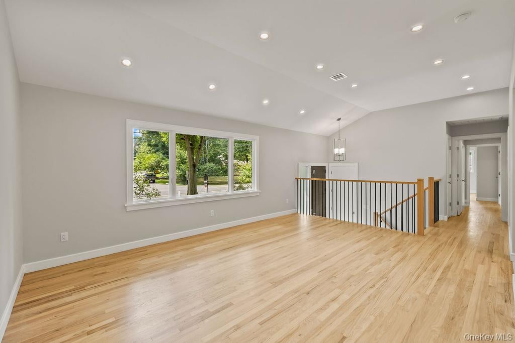 142 N Little Tor Road