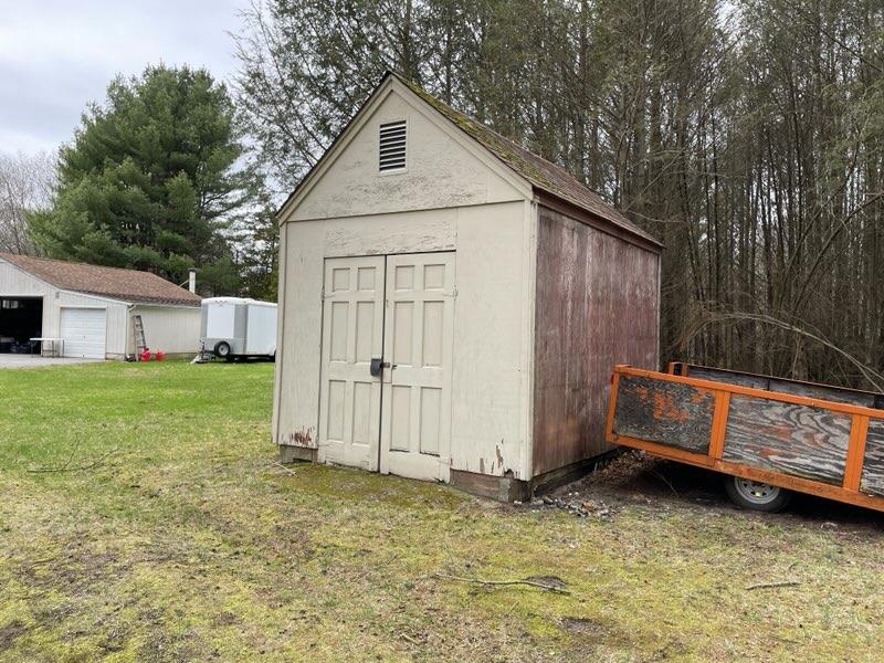 133 Middle Island Boulevard, Middle Island, New York image 13