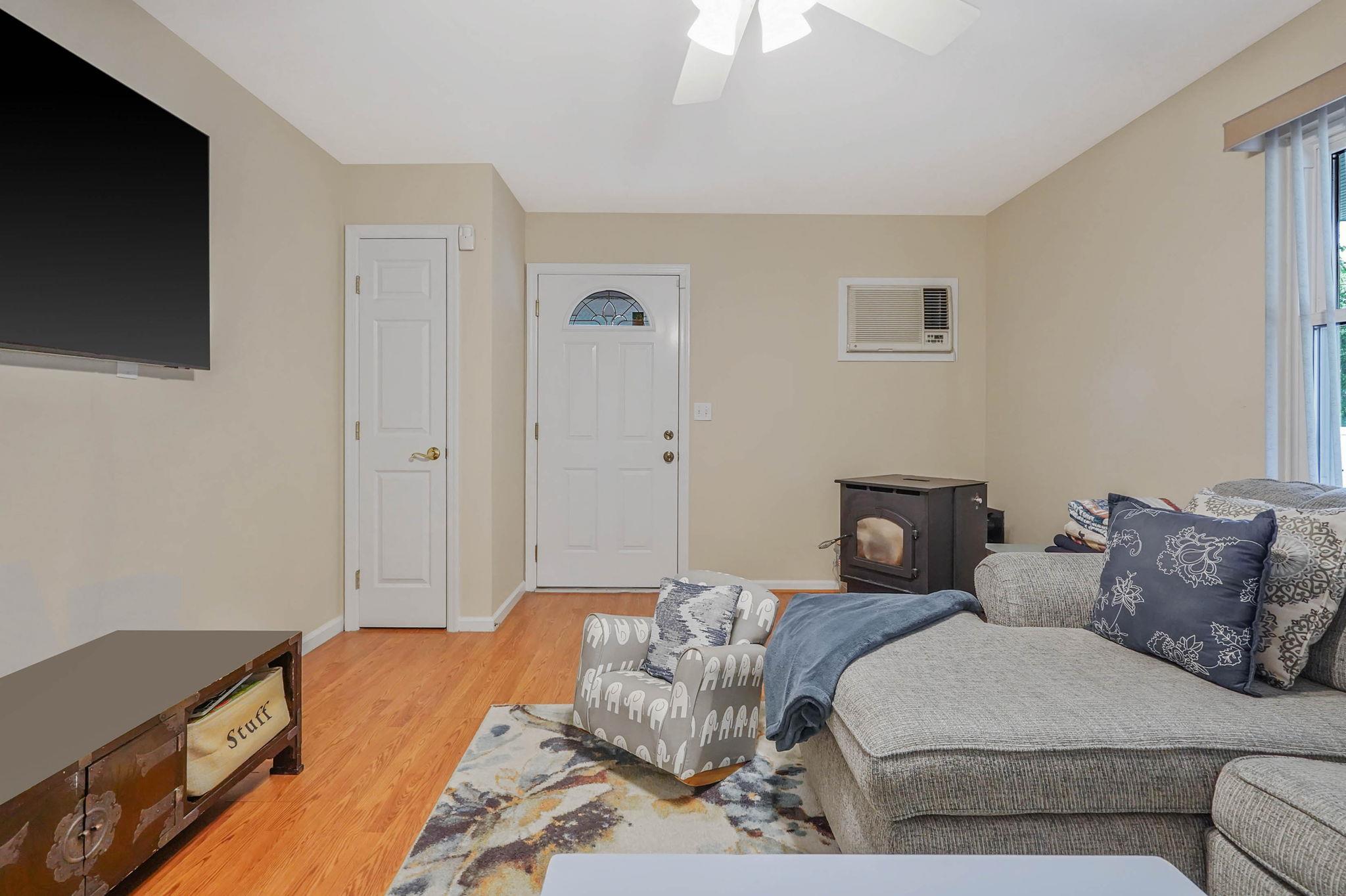 14 Arlington Street, Patchogue, New York image 26