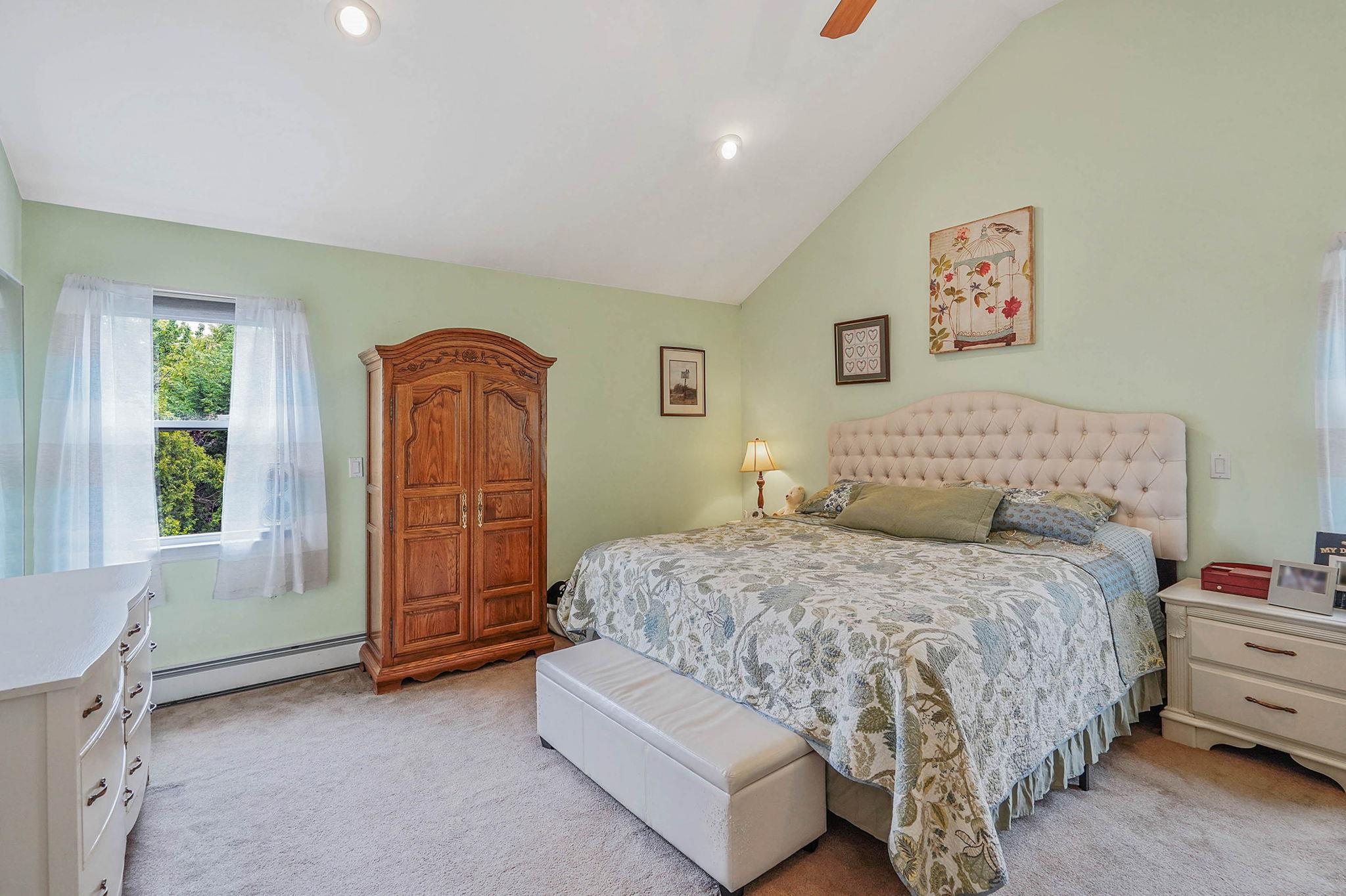 14 Arlington Street, Patchogue, New York image 15