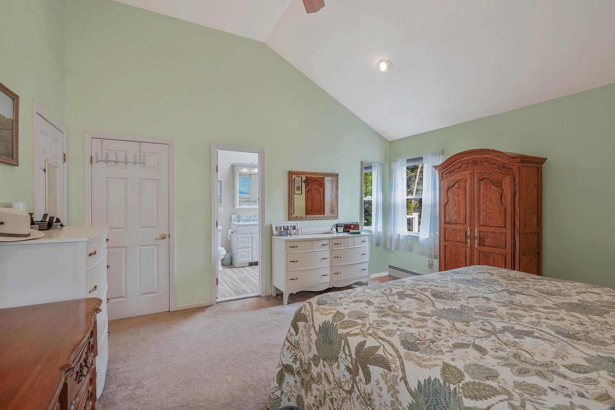 14 Arlington Street, Patchogue, New York image 16