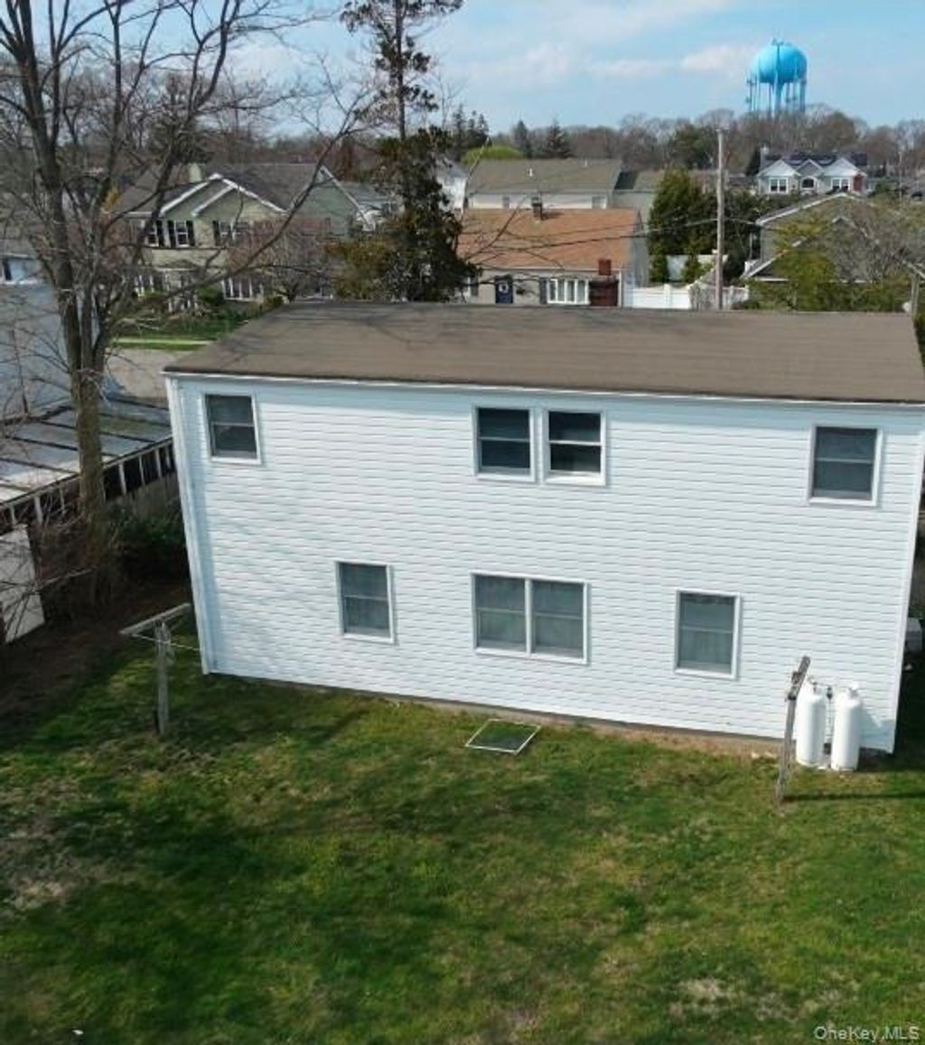 Photo of 136 Primrose Avenue, Massapequa Park, NY 11762 (MLS # 986050)