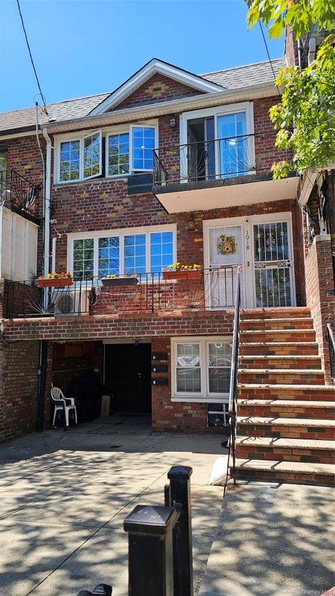 Apartment For Rent - 1018 E 85th Street #2<br/> Brooklyn, NY 11236