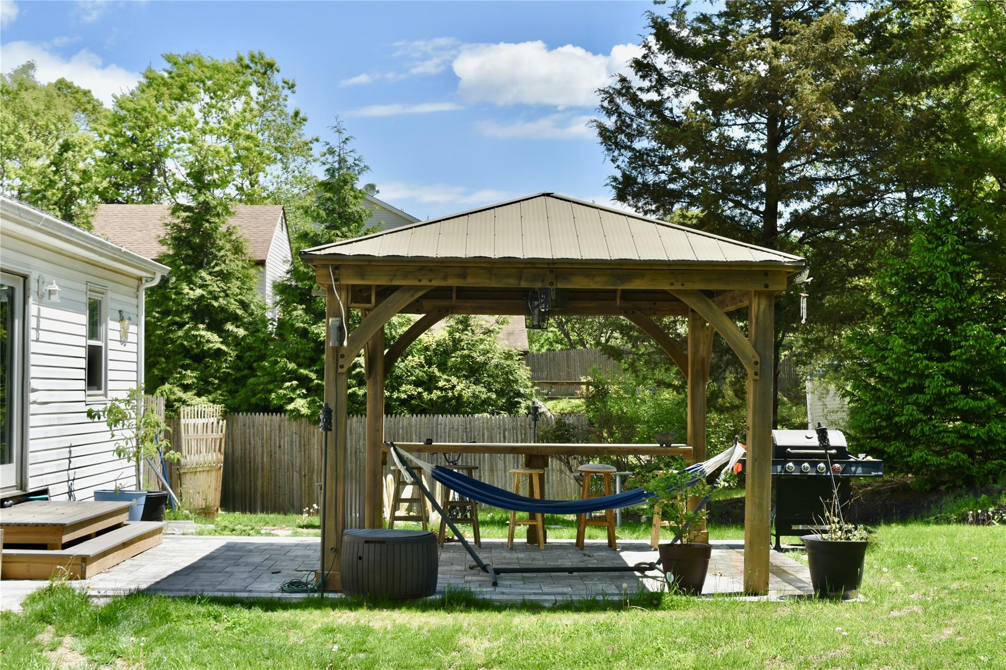 18 Clearview Avenue, Selden, New York image 9