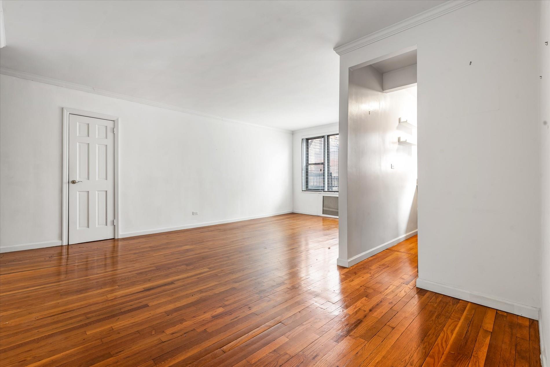 58th Street W 400 5G