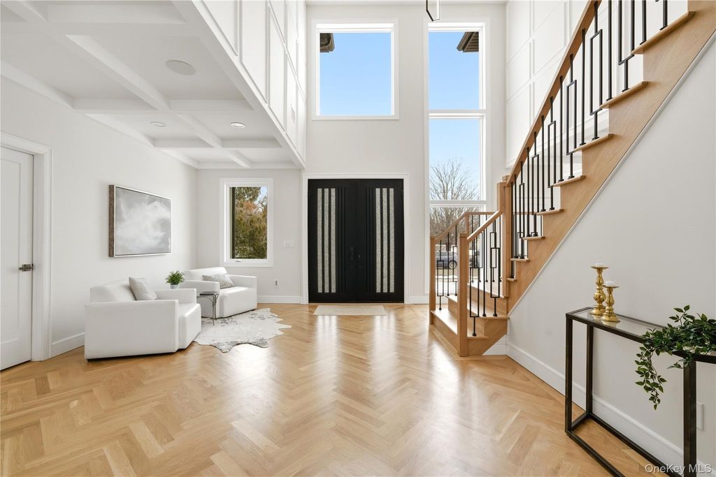 Photo of 19 Arrow Lane, Hicksville, NY 11801 (MLS # 969376)