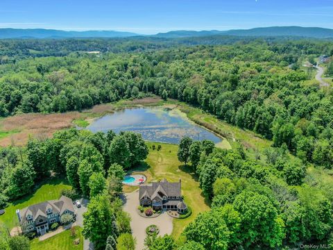 Homes For Sale - 14 Stonewall Court<br/> Warwick, NY 10990