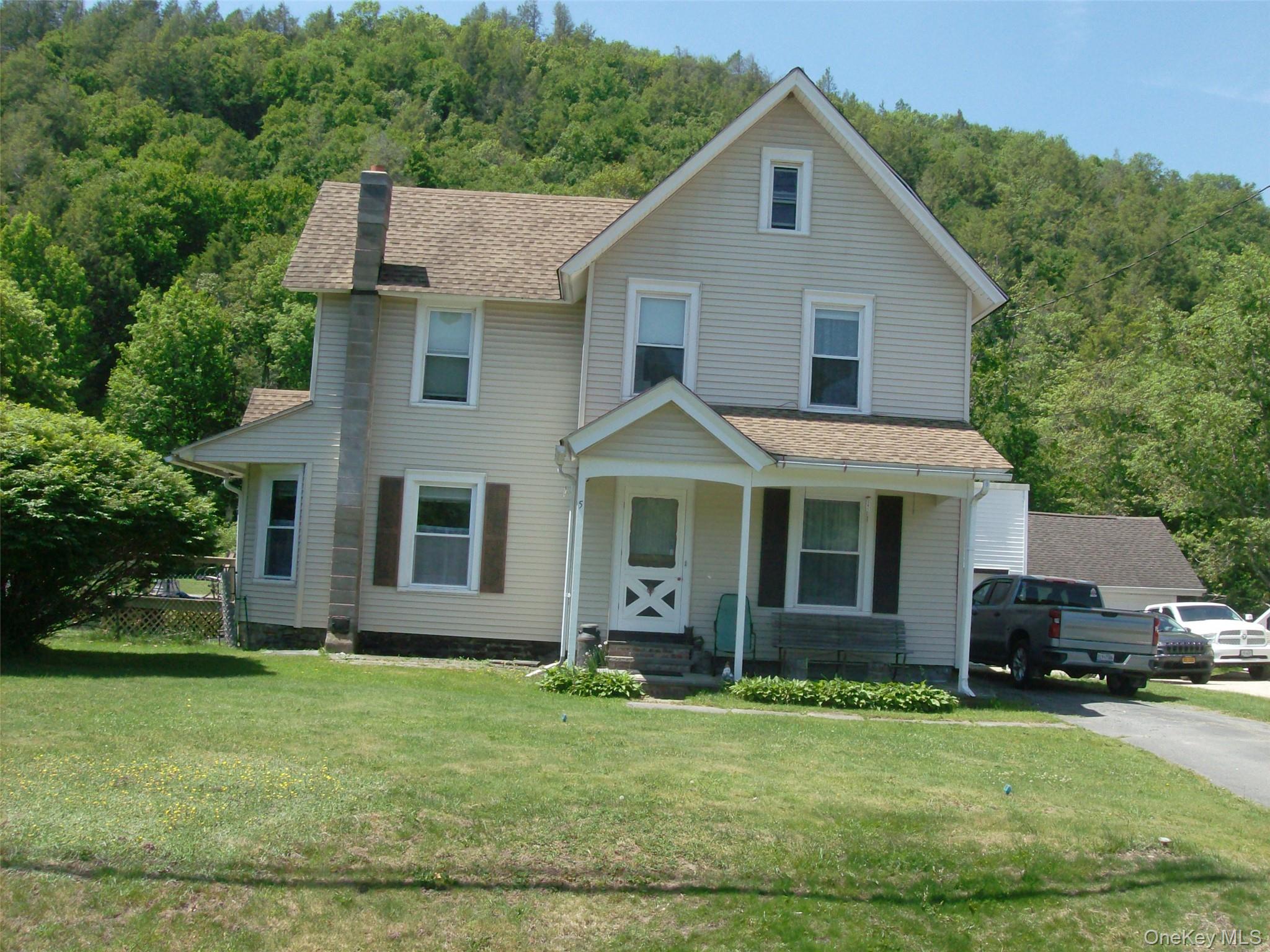 5 Riverside Drive